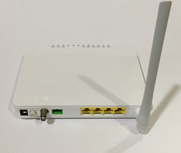 F. ONU CATV WIFI GPON FD600-704FAW 4FE 2.4GHZ 1ANT 5DBI APC